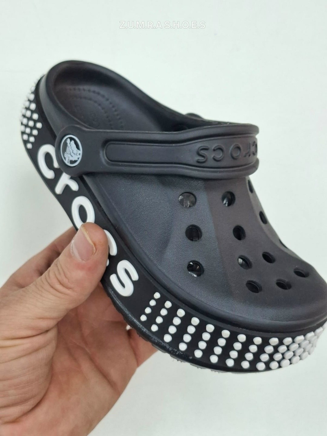 ,украшения на кроксы,crocs женские,кроксы модные,украшение для обуви
