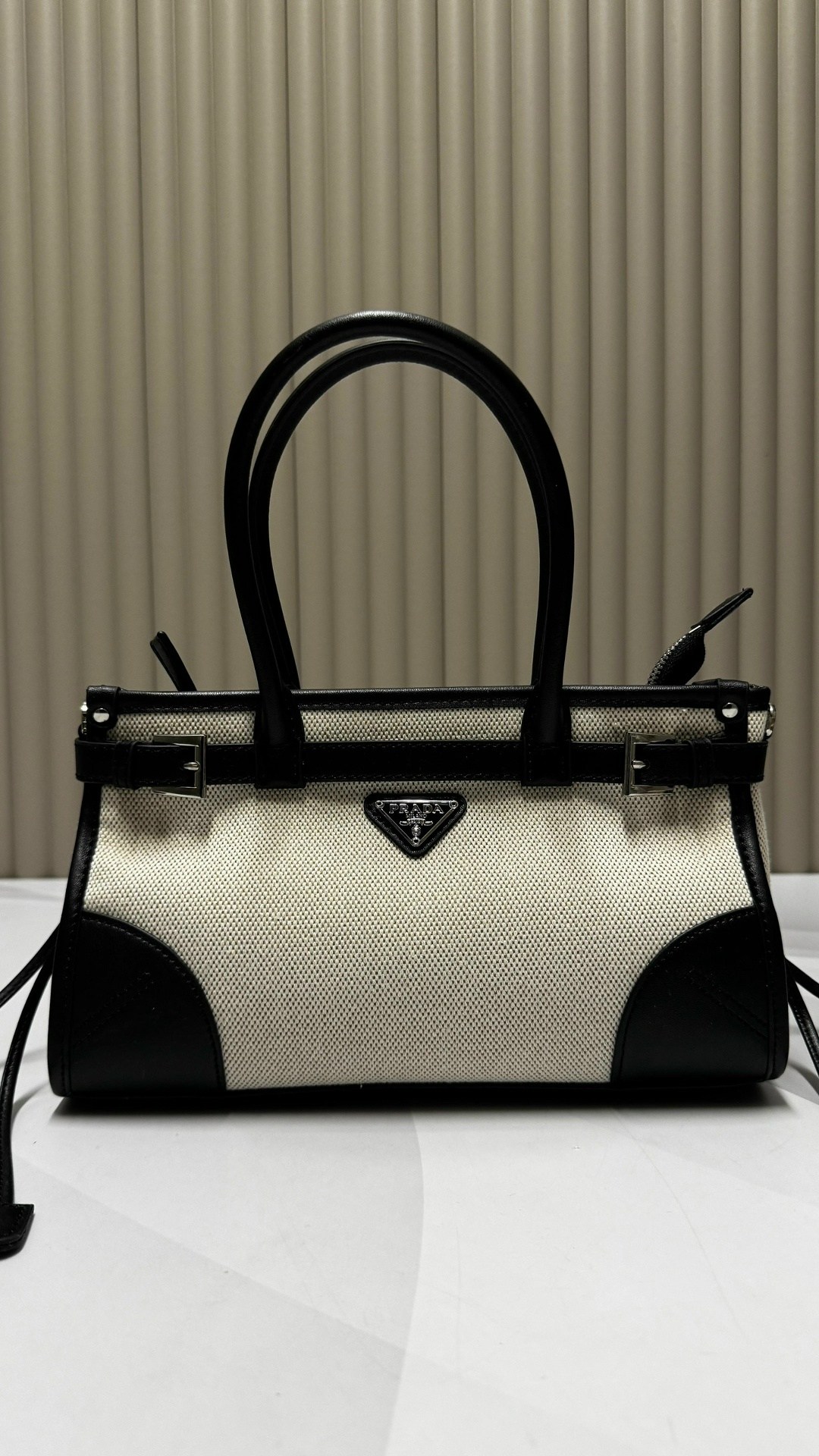 сумка prada,прада сумка,женская сумка prada,сумки багет,сумка