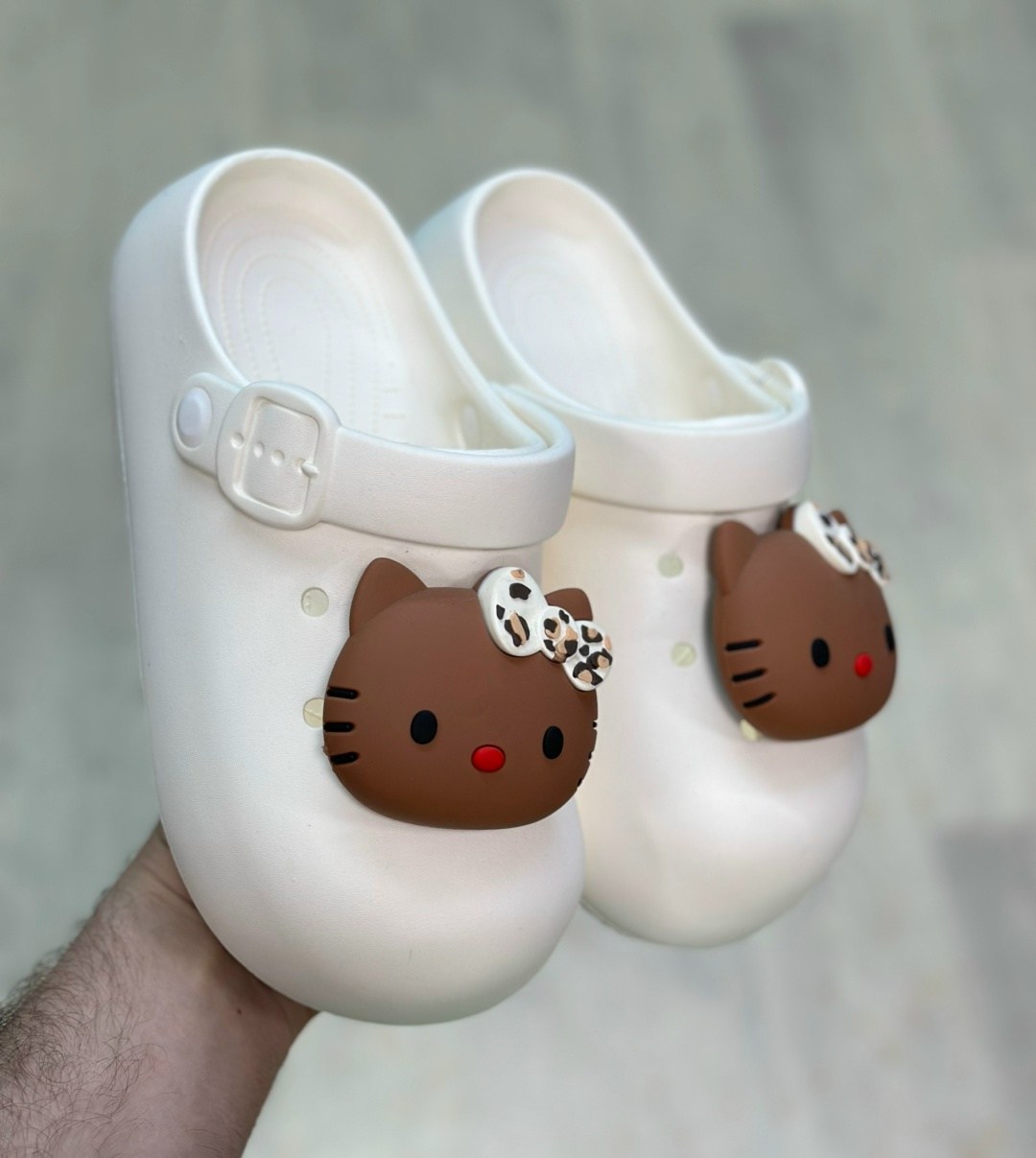 ,модные тапочки,тапочки для девочек,шлепанцы sanrio, для дома