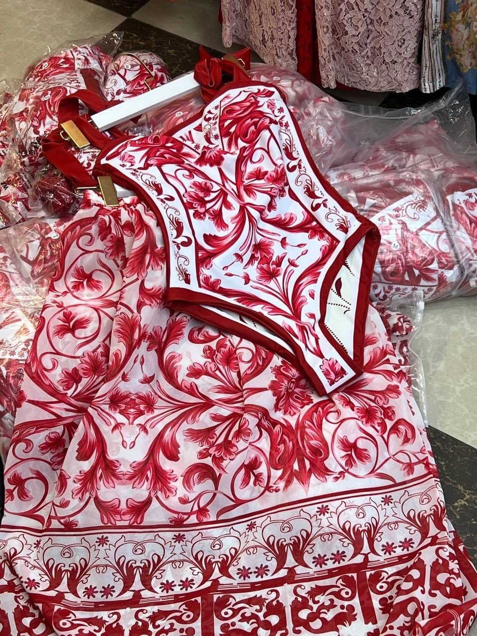 купальные костюмы,купальник,купальник двусторонний,платье женской,платья