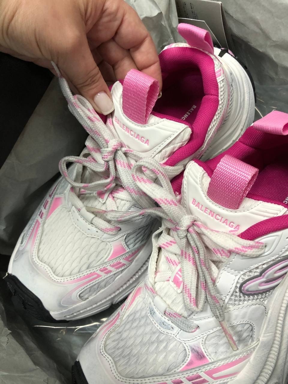 кроссовки женские balenciaga,кроссовки balenciaga,повседневная спортивная  balenciaga,кроссовки женские баленсиага,кроссовки женские