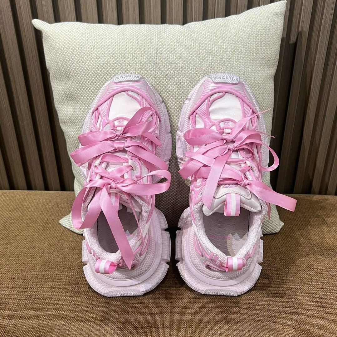 баленсиага кроссовки розовые,кроссовки balenciaga,женские кроссовки balenciaga track trainer pink,розовые кроссовки,женские кроссовки