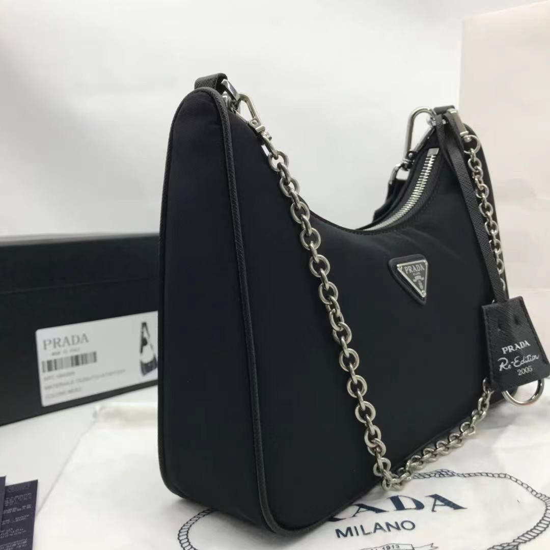 prada re edition 2005,prada re edition 2005 nylon bag,сумки prada,сумка женская prada,оригинал сумок prada