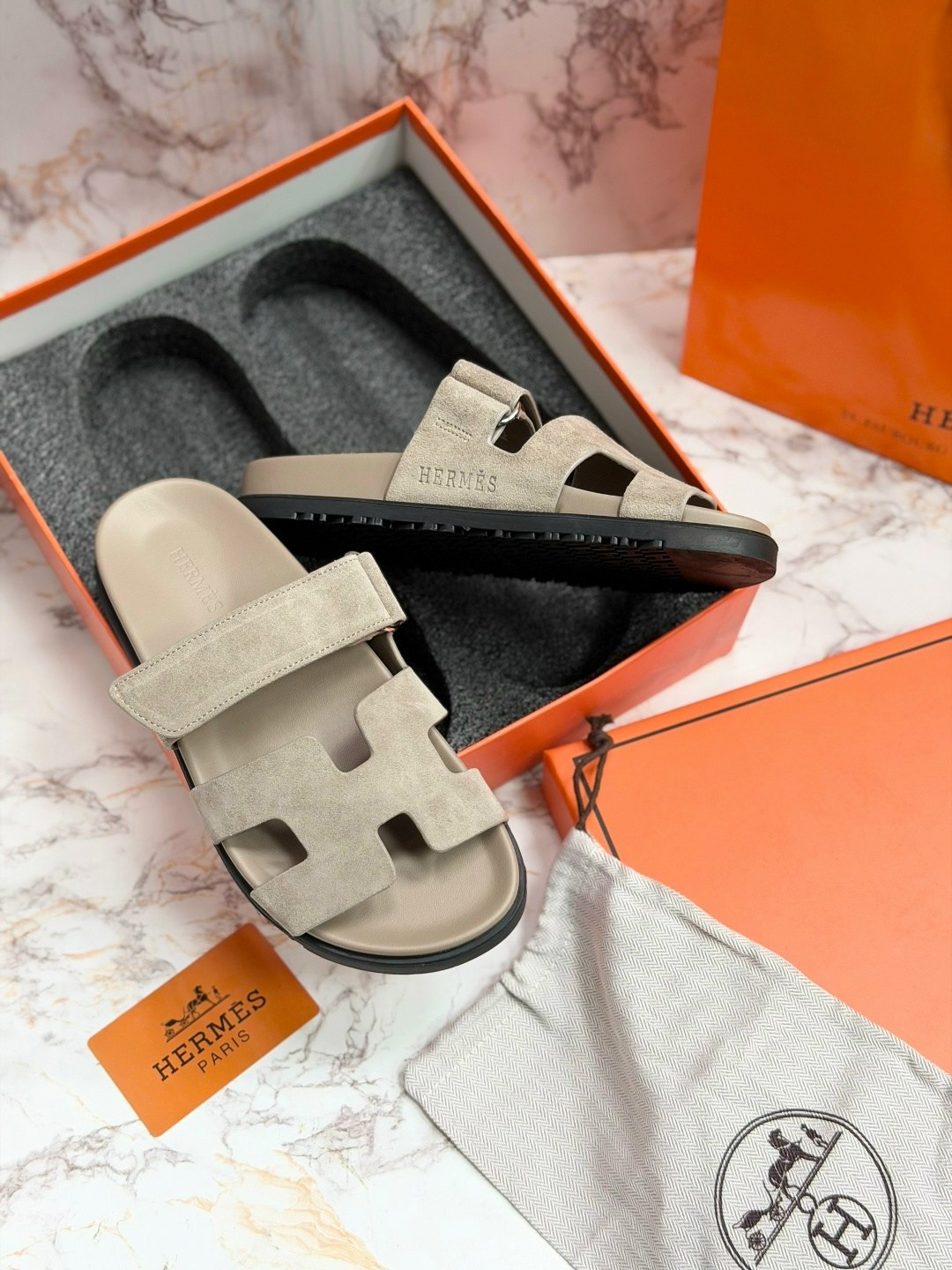 шлепанцы hermes,сандалии hermes,шлепки эрмес,тапочки hermes,шлепки гермес женские