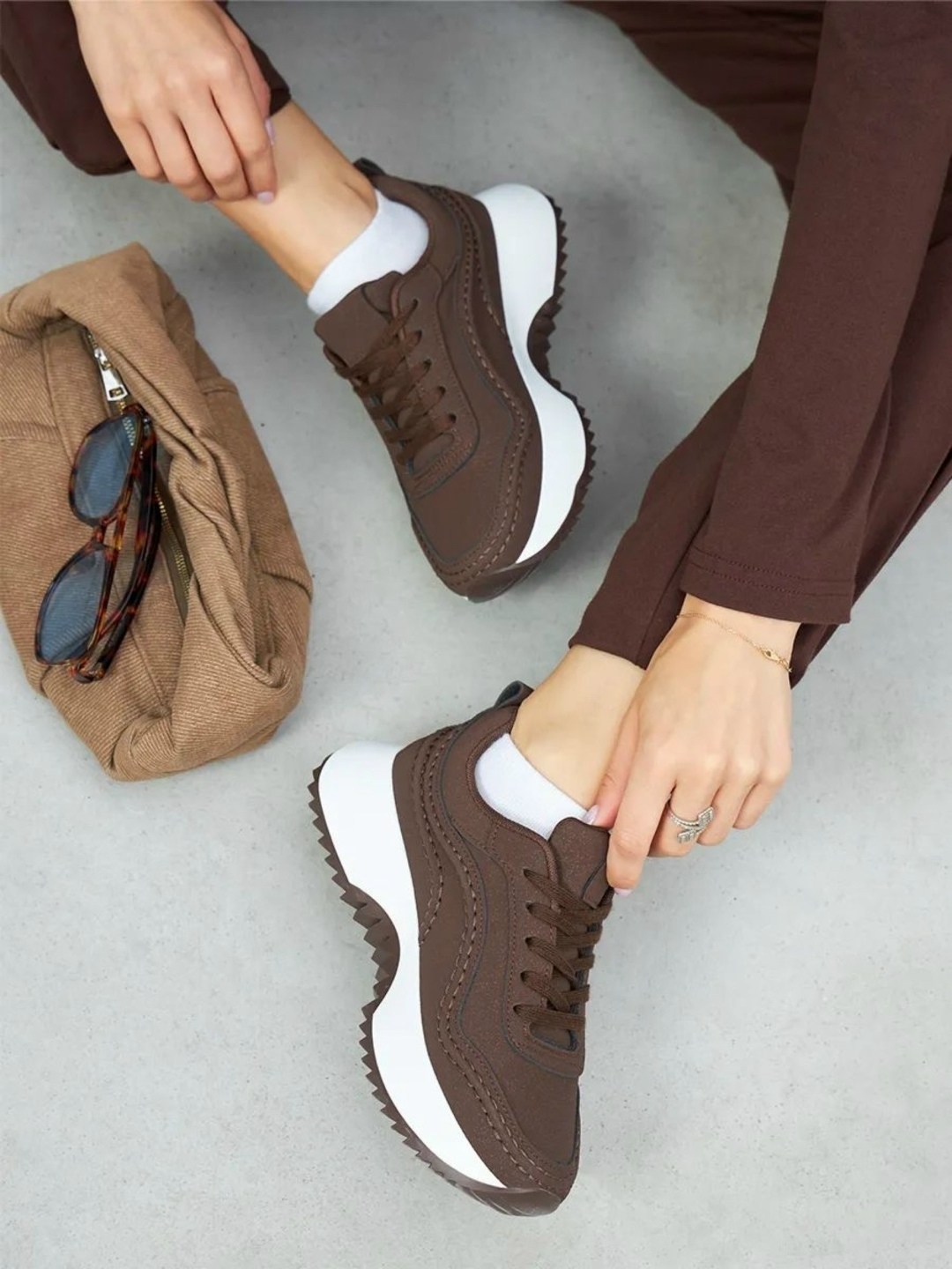 ,кеды из натуральной замши низкие осень ango shoes 314631286,замшевые кроссовки,кроссовки коричневые женские,женские кроссовки