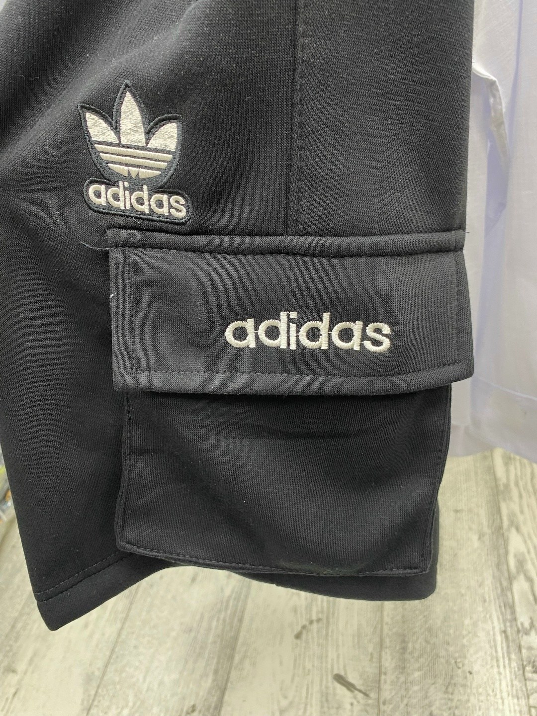 спортивные штаны,мужские спортивные брюки,брюки спортивные adidas,adidas брюки мужские,штаны адидас