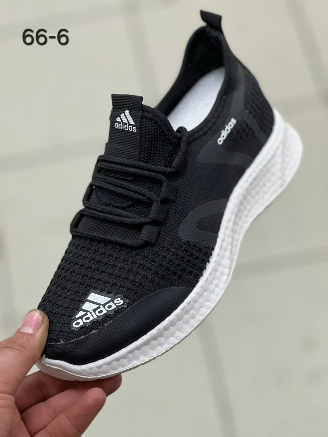 мужские кроссовки,, кроссовки,спортивный ,кроссовки adidas