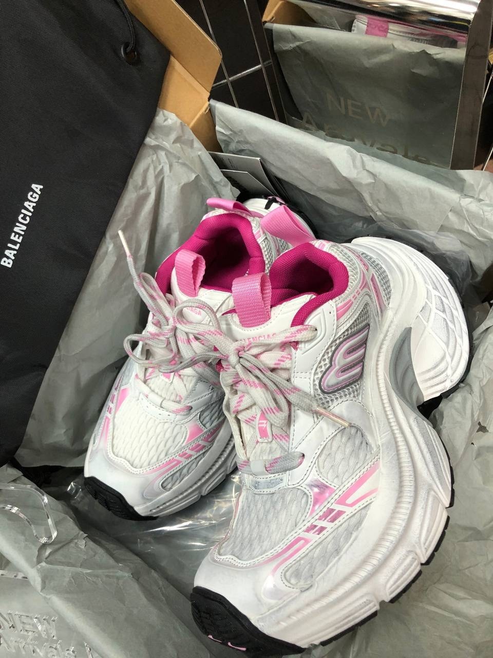 кроссовки женские balenciaga,кроссовки balenciaga,повседневная спортивная  balenciaga,кроссовки женские баленсиага,кроссовки женские