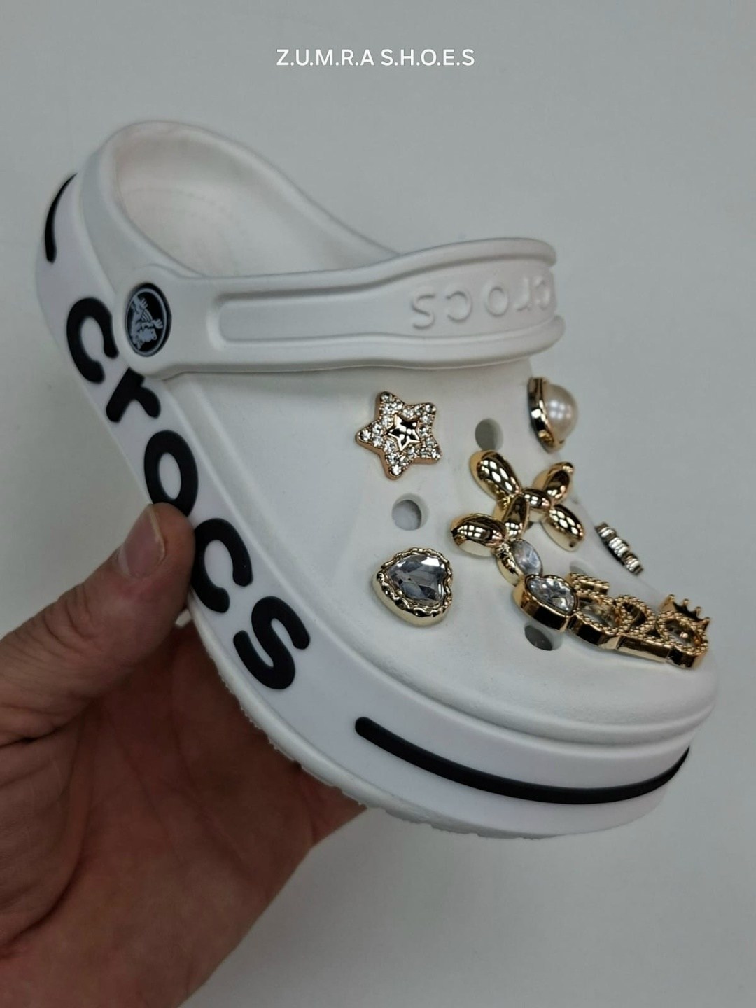 ,украшения на кроксы,crocs женские,кроксы модные,украшение для обуви
