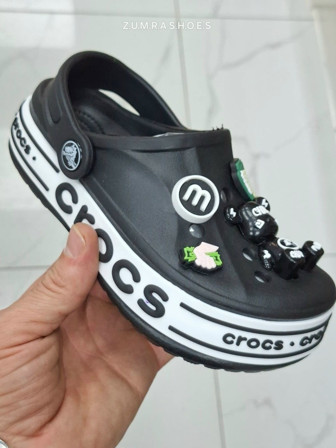 ,украшения на кроксы,crocs женские,кроксы модные,украшение для обуви