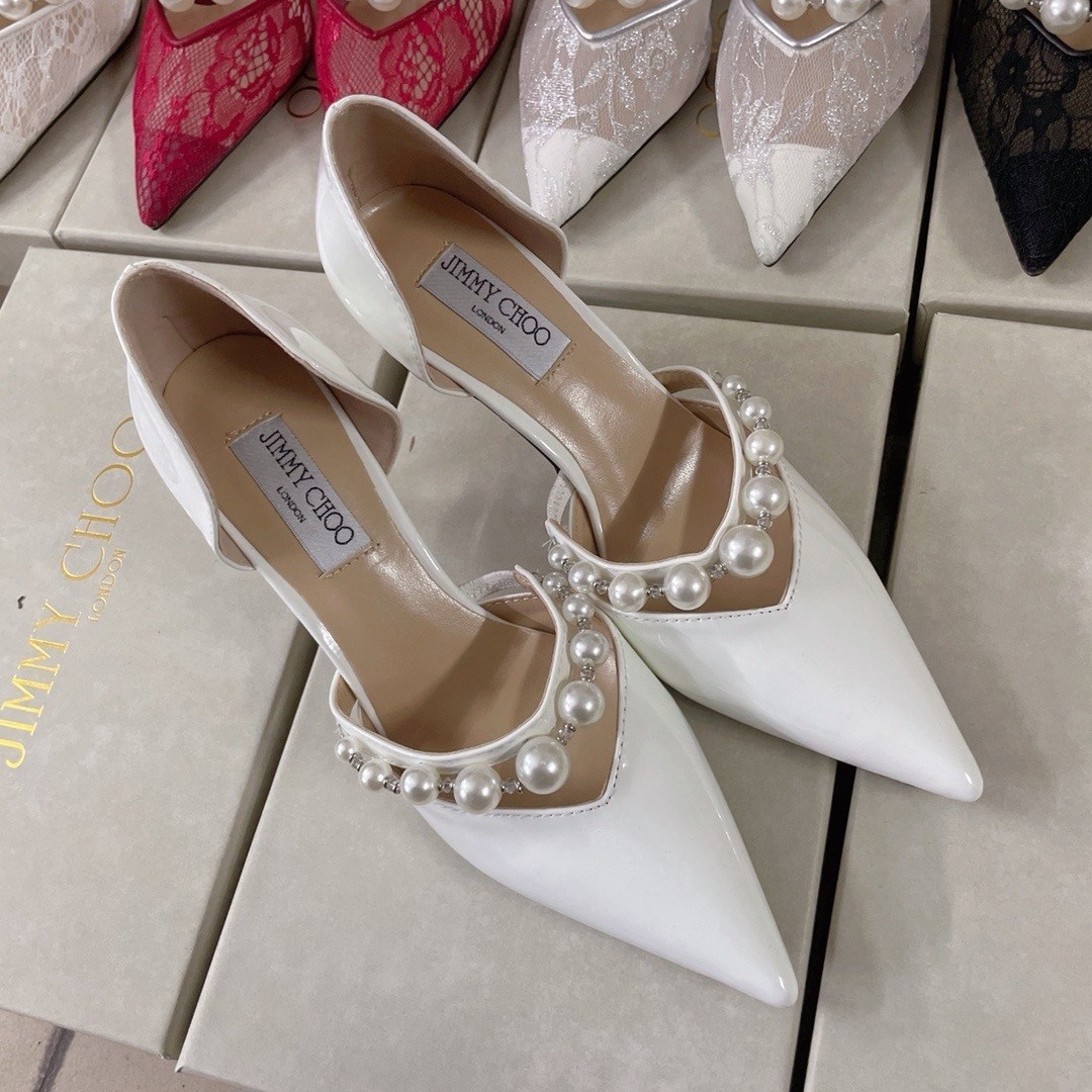 ,туфли на высоком каблуке прада jimmy choo,туфли jimmy choo,туфли женские jimmy choo,черные лаковые туфли jimmy choo с жемчугом