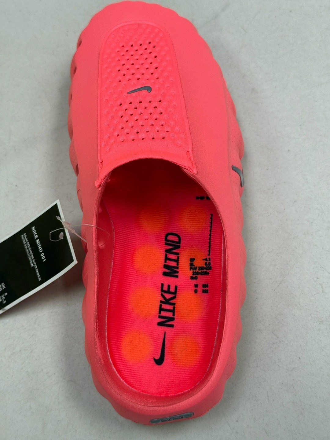 домашние тапочки,кроссовки,домашние тапочки закрыто,спортивная ,nike mind 001