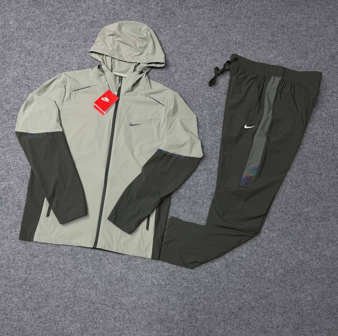 спортивные костюм,спортивный костюм nike,мужской спортивный костюм nike,мужские спортивные костюмы,nike windrunner