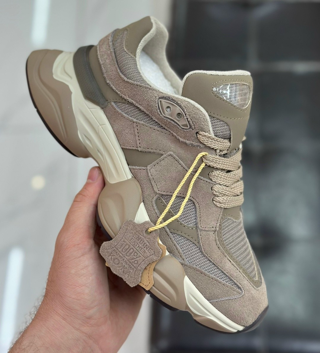 кроссовки adidas originals ozweego,кроссовки,замшевые кроссовки,кроссовки adidas ozweego meta,повседневные кроссовки
