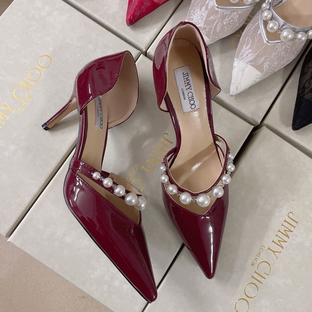 ,туфли на высоком каблуке прада jimmy choo,туфли jimmy choo,туфли женские jimmy choo,черные лаковые туфли jimmy choo с жемчугом