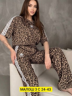 Костюм
