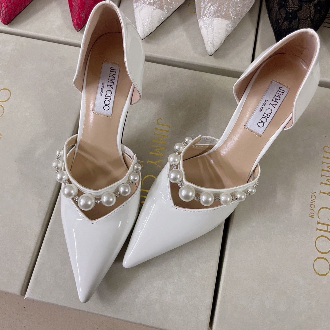,туфли на высоком каблуке прада jimmy choo,туфли jimmy choo,туфли женские jimmy choo,черные лаковые туфли jimmy choo с жемчугом