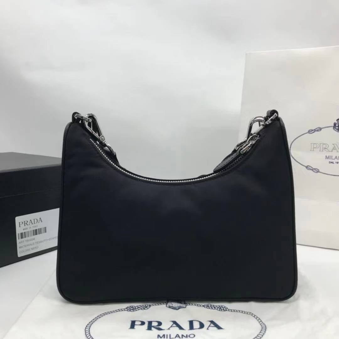 prada re edition 2005,prada re edition 2005 nylon bag,сумки prada,сумка женская prada,оригинал сумок prada