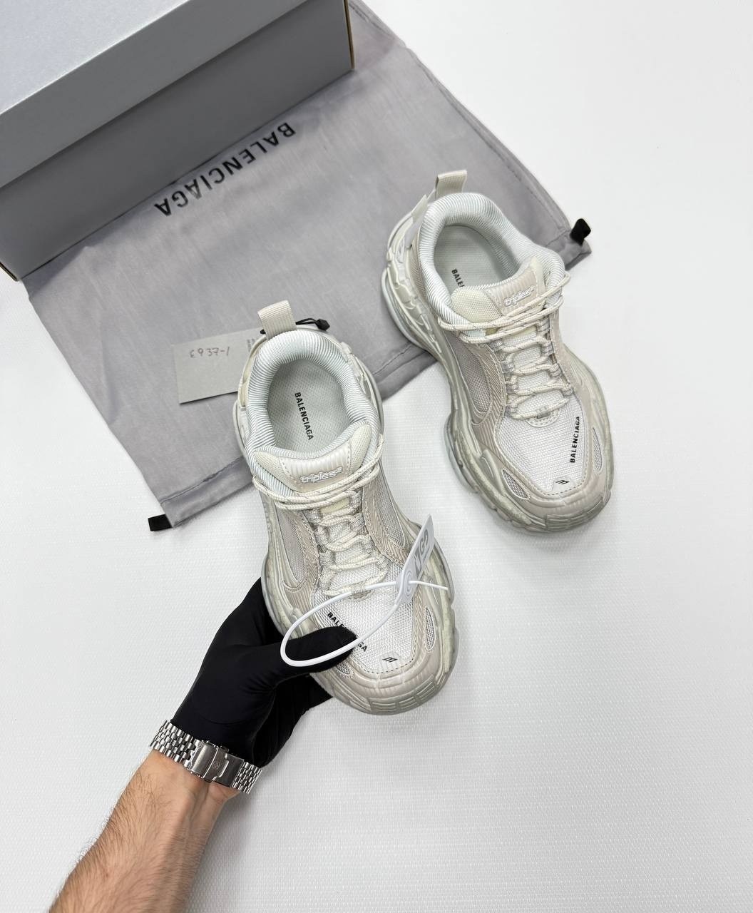 кроссовки balenciaga женские,кроссовки 3xl sneaker массивные на шнуровке balenciaga,кроссовки balenciaga,кроссовки баленсиага женские оригинал,кроссовки женские баленсиага