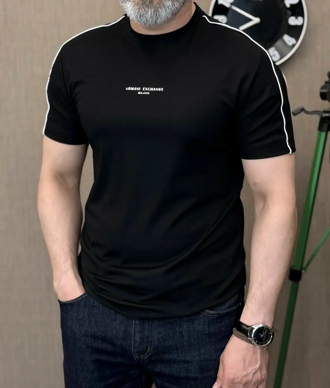 мужская футболка,мужская белая футболка,футболка,футболка мужская armani exchange,футболки для мужчин