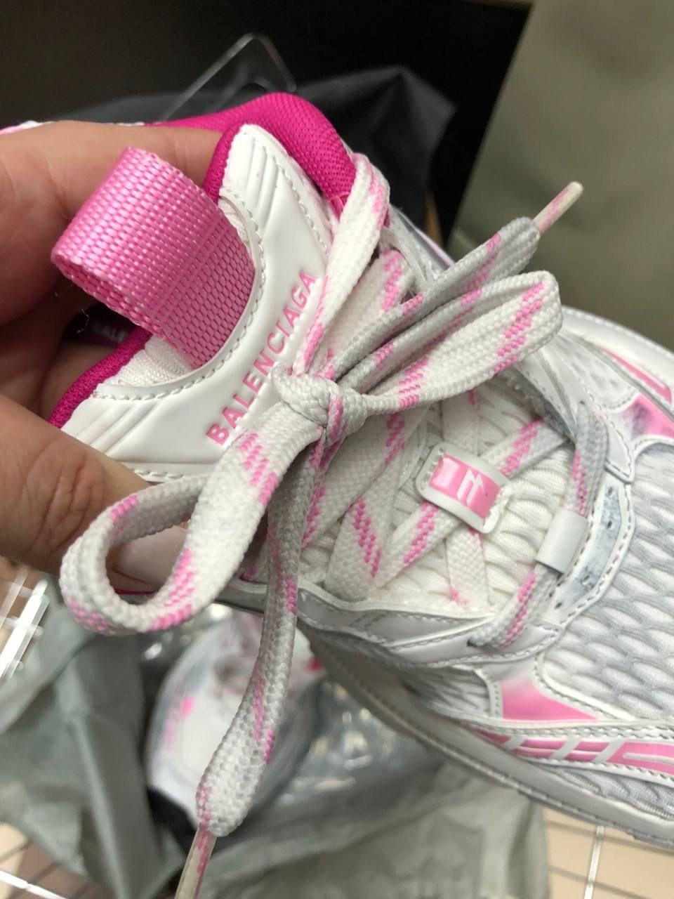 кроссовки женские balenciaga,кроссовки balenciaga,повседневная спортивная  balenciaga,кроссовки женские баленсиага,кроссовки женские