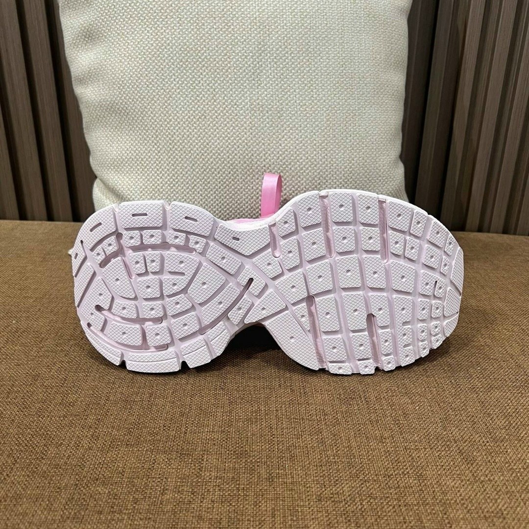 баленсиага кроссовки розовые,кроссовки balenciaga,женские кроссовки balenciaga track trainer pink,розовые кроссовки,женские кроссовки