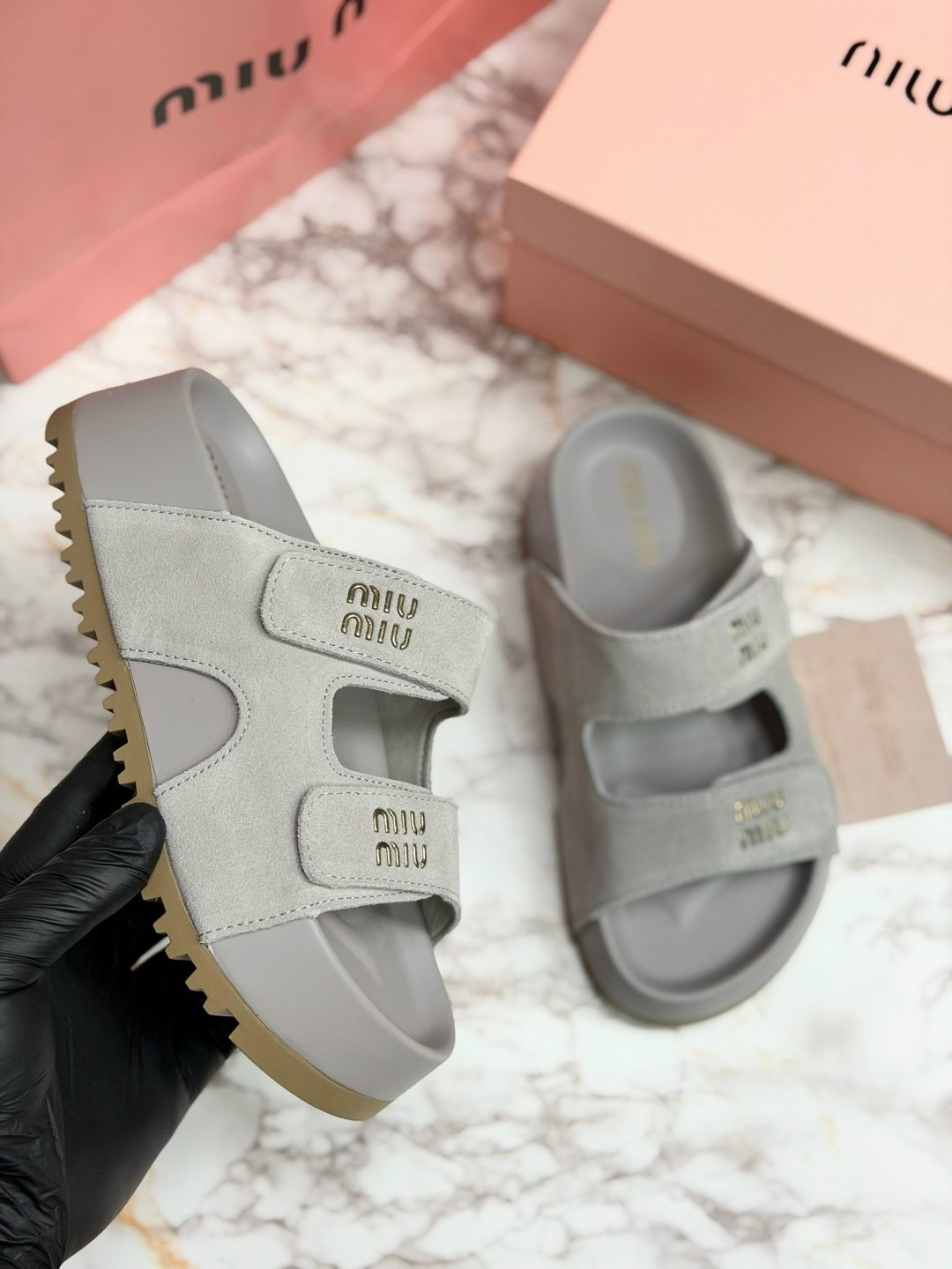 ,женские шлепанцы,шлепанцы miu miu,женские шлепки,сандали