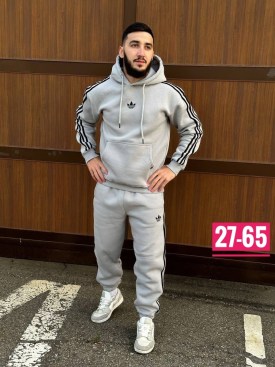 Костюм