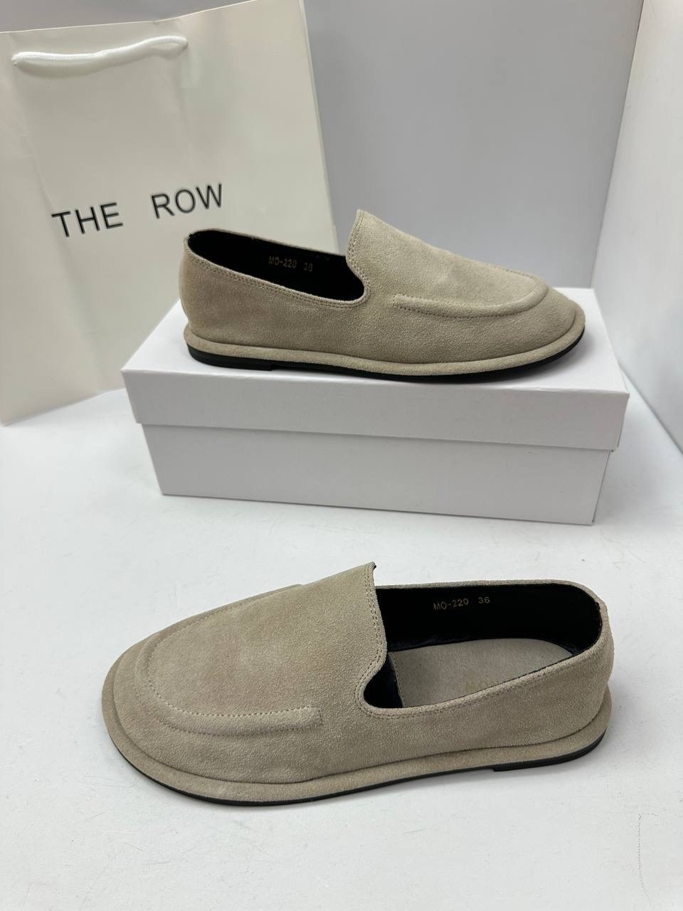 ,слипоны из натуральной замши the row,лоферы замшевый,лоферы loro piana,лоферы the row