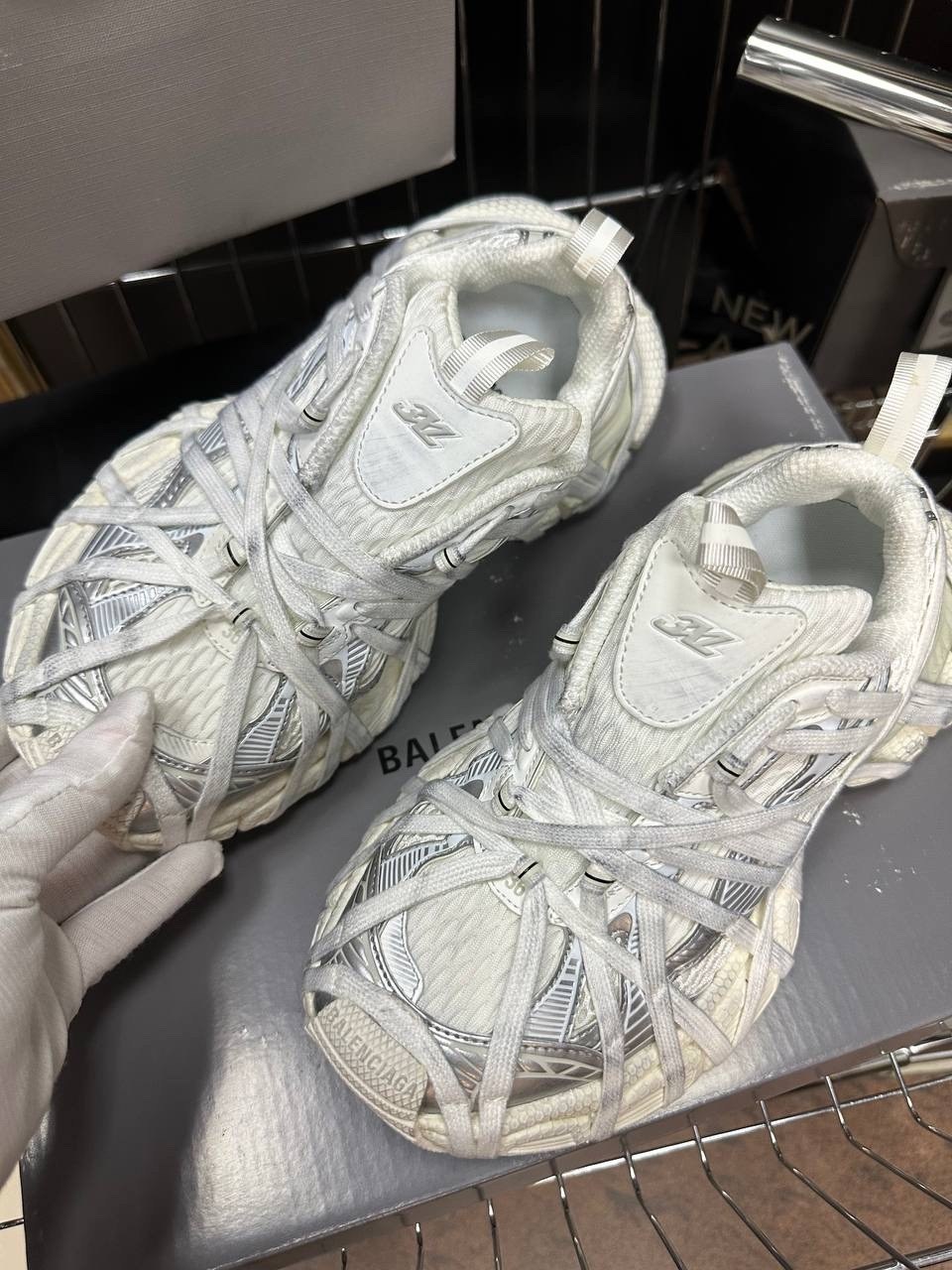 кроссовки баленсиага женские оригинал,кроссовки 3xl extreme lace массивные на шнуровке balenciaga,кроссовки balenciaga,баленсиага кроссовки 16 см подошва,кроссовки женские balenciaga