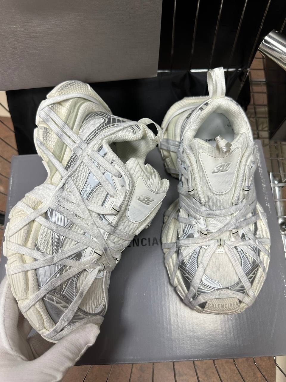 кроссовки баленсиага женские оригинал,кроссовки 3xl extreme lace массивные на шнуровке balenciaga,кроссовки balenciaga,баленсиага кроссовки 16 см подошва,кроссовки женские balenciaga