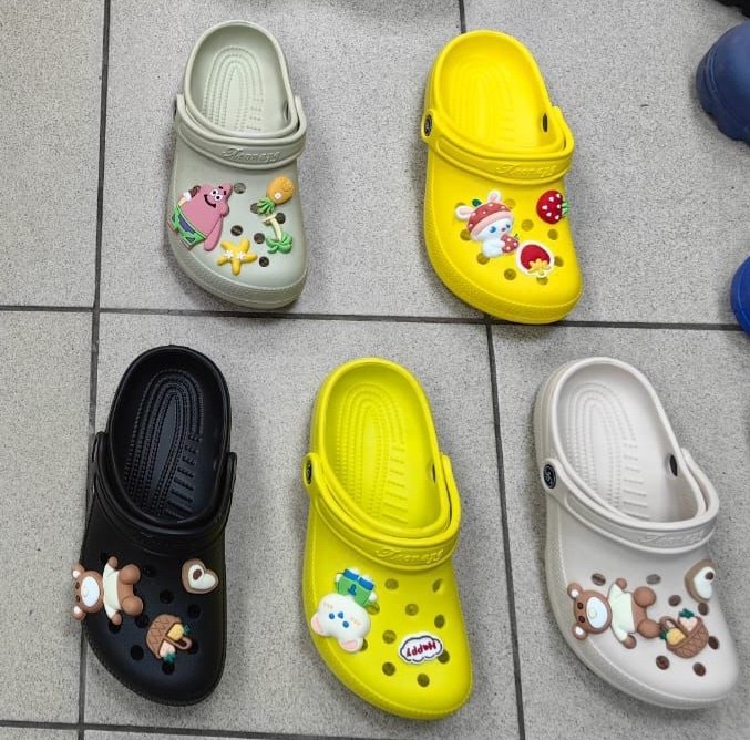 crocs classic clog,crocs jibbitz charms,сланцы детские кроксы,украшения для кроксов,