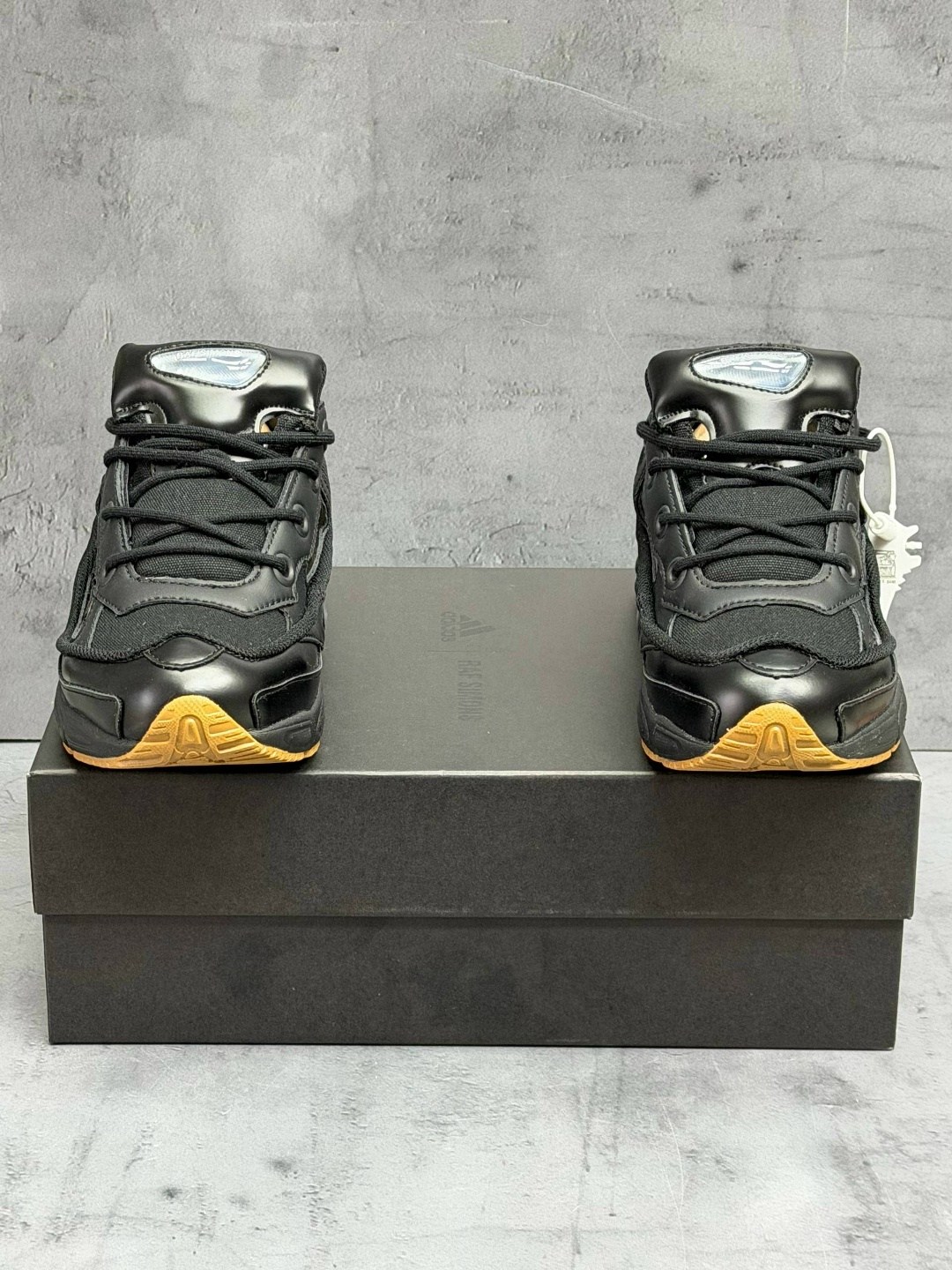 adidas raf simons ozweego,adidas raf simons ozweego 3,adidas raf simons x ozweego 3 black corn bb6741,кроссовки adidas raf simons x ozweego 3 black corn черный,адидас раф симонс озвиго 2