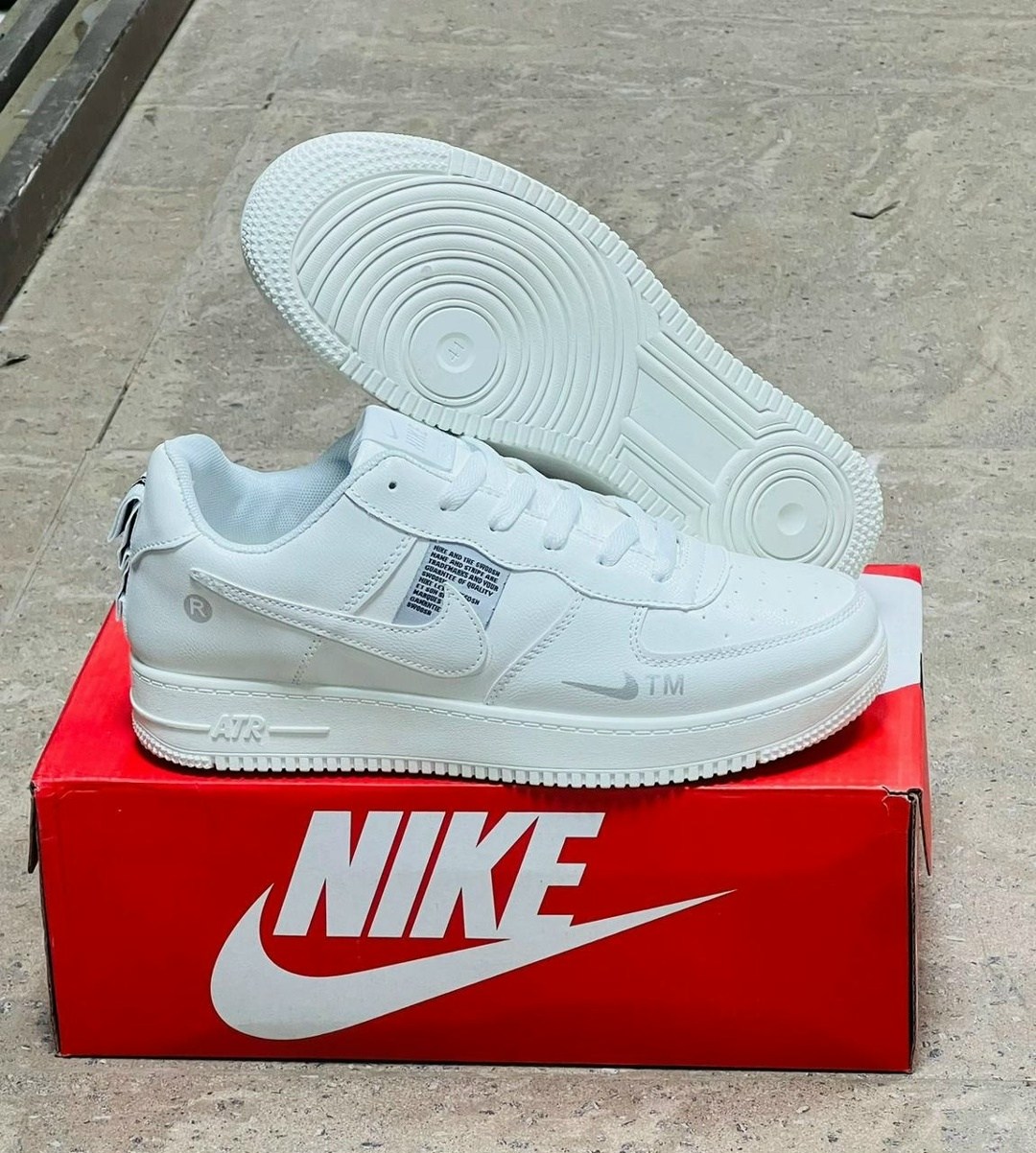 белые кроссовки найк,кроссовки,кросcовки nike air force 1,кроссовки nike air force,кроссовки найк белые женские