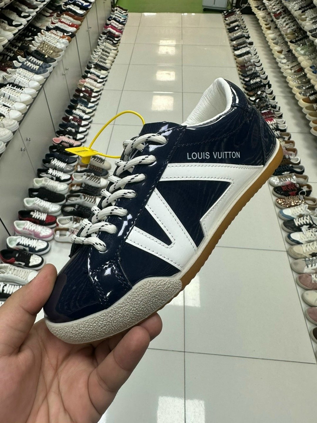 кроссовки louis vuitton кроссовки louis vuitton,женские кроссовки louis vuitton sneakerina зеленые,кроссовки louis vuitton,женские кроссовки louis vuitton,кроссовки louis vuitton мужские