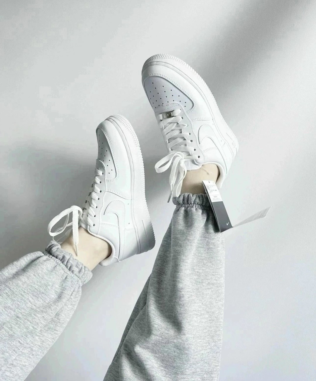 кроссовки женские nike air force 1,реплика кроссовки найк женские,кроссовки айр форс,кроссовки белые,кроссовки nike air force 1