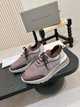 Кроссовки