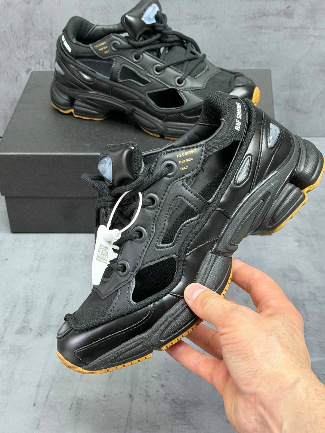 adidas raf simons ozweego,adidas raf simons ozweego 3,adidas raf simons x ozweego 3 black corn bb6741,кроссовки adidas raf simons x ozweego 3 black corn черный,адидас раф симонс озвиго 2