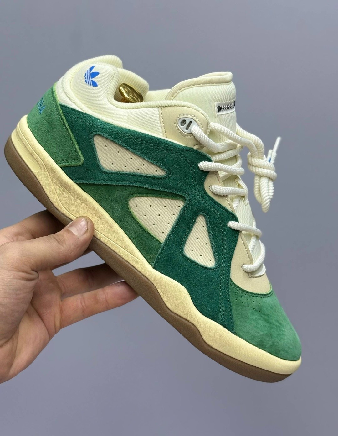 кроссовки adidas,кроссовки,оригинальные кроссовки,брендовые кроссовки,кроссовки adidas adimatic