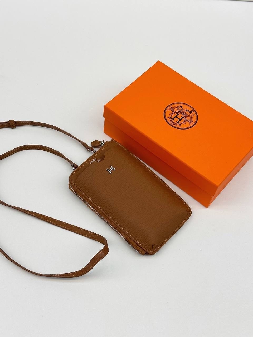 сумка для телефона hermes,сумка женская для телефона hermes,женская сумочка для телефона в стиле hermes кожа натуральная,брендовые сумочки,сумочка для телефон от бренда hermes