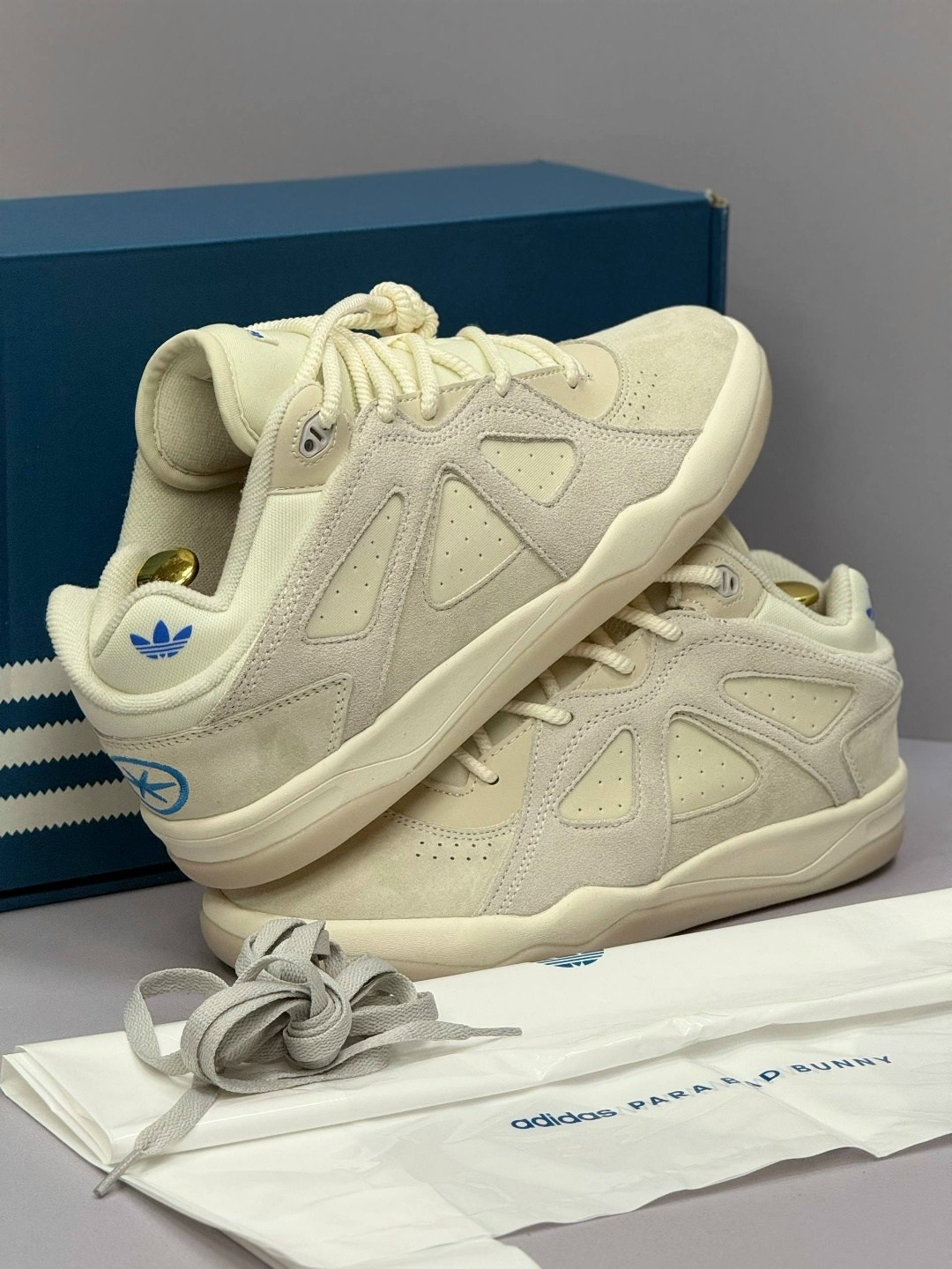 кроссовки,кроссовки adidas,кроссовки adidas original,бежевые кроссовки,высокие кроссовки