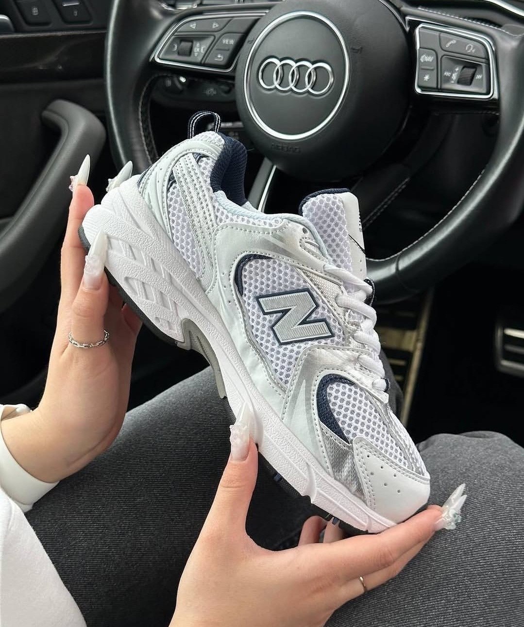 кроссовки new balance 530,женские кроссовки new balance,кроссовки new balance 530 white silver,кроссовки new balance 530 white silver navy,new balance 530 white silver