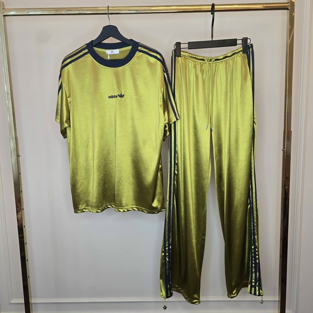футбольная форма,форма футбольная adidas,костюмы спортивный adidas,форма adidas,спортивные костюм