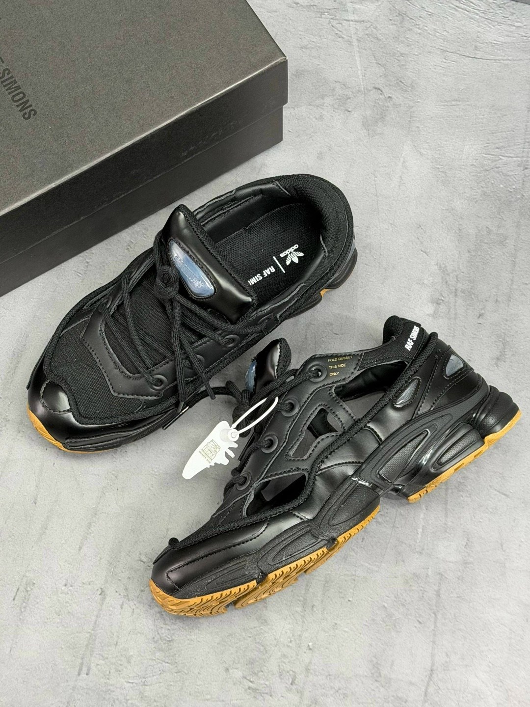 adidas raf simons ozweego,adidas raf simons ozweego 3,adidas raf simons x ozweego 3 black corn bb6741,кроссовки adidas raf simons x ozweego 3 black corn черный,адидас раф симонс озвиго 2