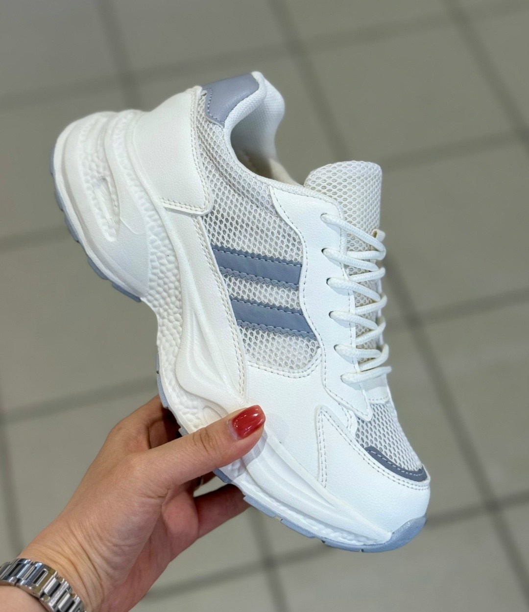 кроссовки женскиe,кроссовки,кроссовка,кроссовки adidas,кроссовки подростковые