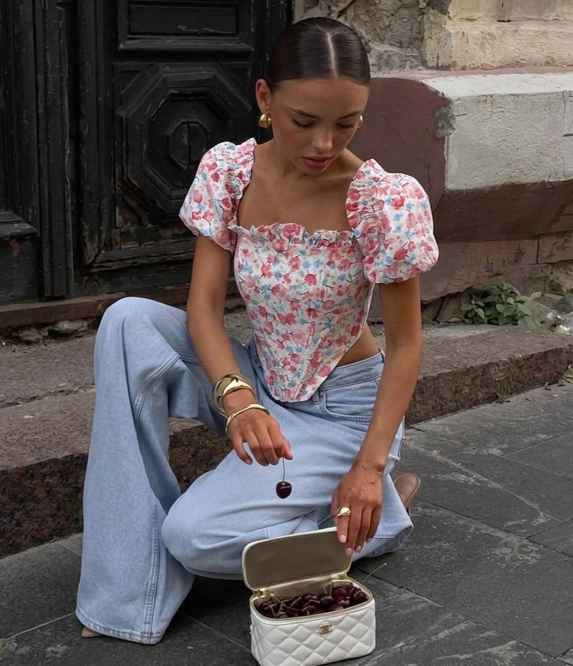 женская блузка,блузка,,блузка женская с открытыми плечами