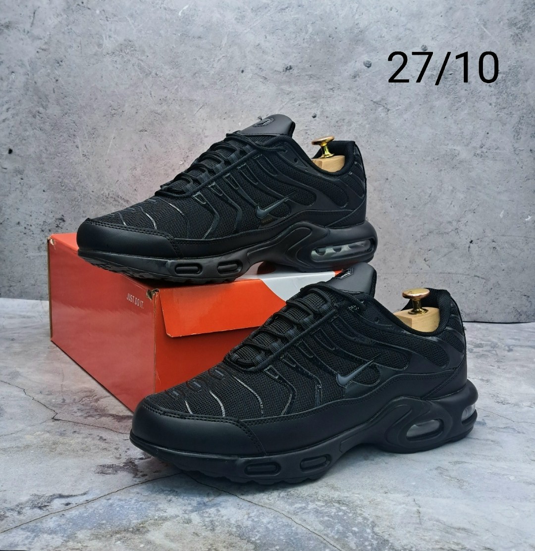 кроссовки nike air max tn plus,nike кроссовки мужские,кроссовки nike air max tn plus мужские,кроссовки,nike tn air max plus black