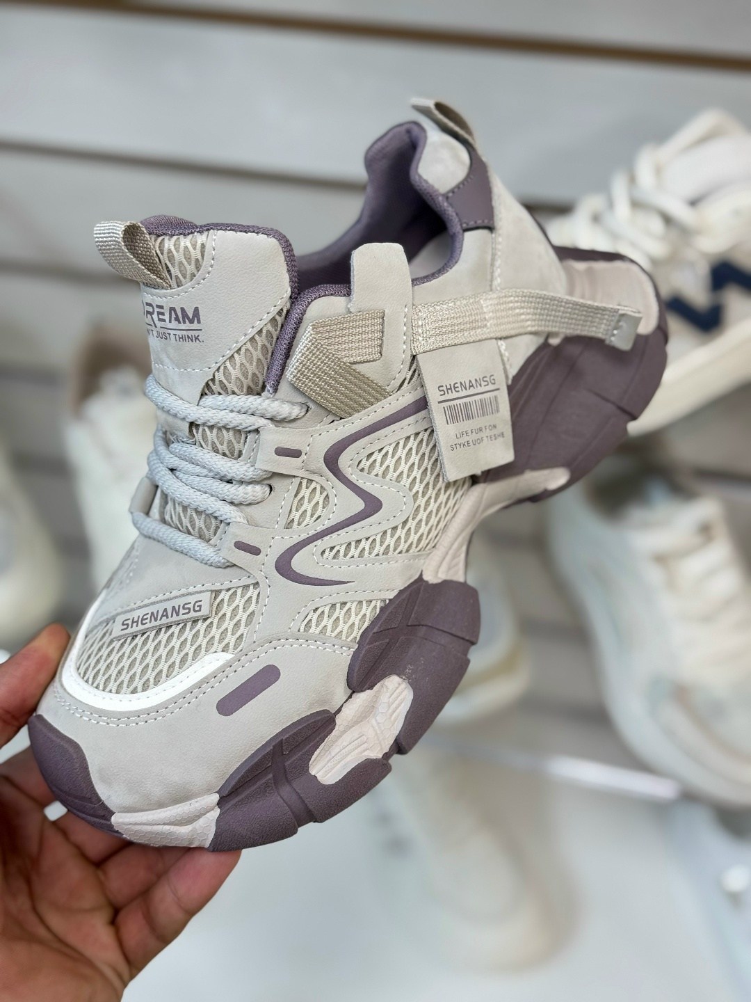 кроссовки женские balenciaga,женские кроссовки,кроссовки модные,кроссовки для женщин,повседневные кроссовки