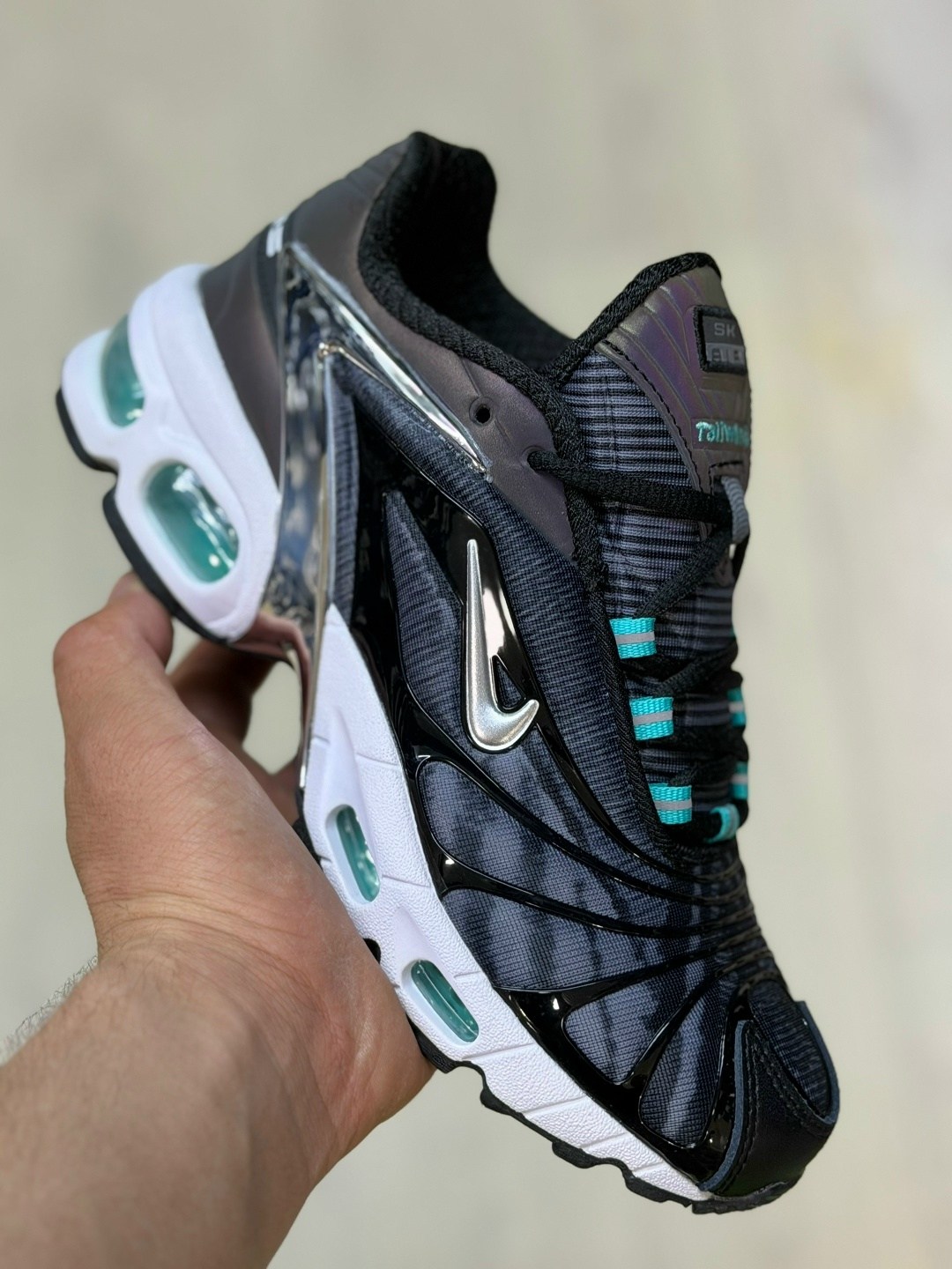 кроссовки nike air max tailwind v x skepta,nike air max tailwind 5 skepta,nike x skepta air max tailwind 5 bright blue,кроссовки nike skepta x air max tailwind 5,кроссовки nike air max tn plus