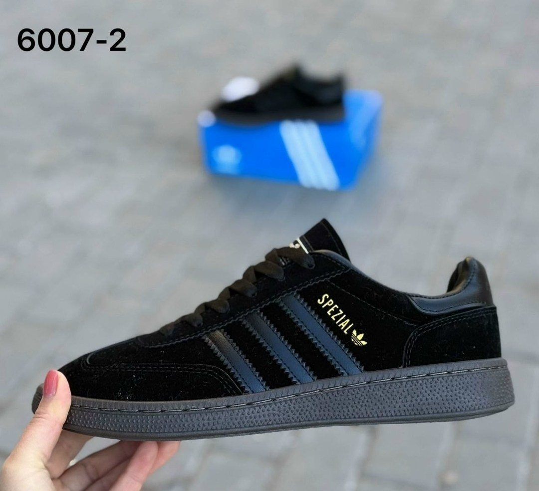 adidas spezial черные,кроссовки adidas spezial,кроссовки adidas,мужские черные замшевые кроссовки adidas handball spezial 350,адидас spezial черные